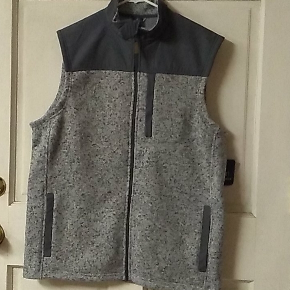 Coat - Picture 5 of 7